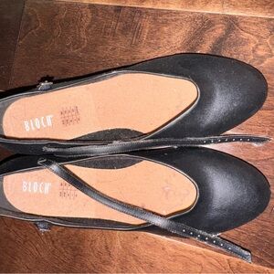 BLOCH Women's Black Character Shoes